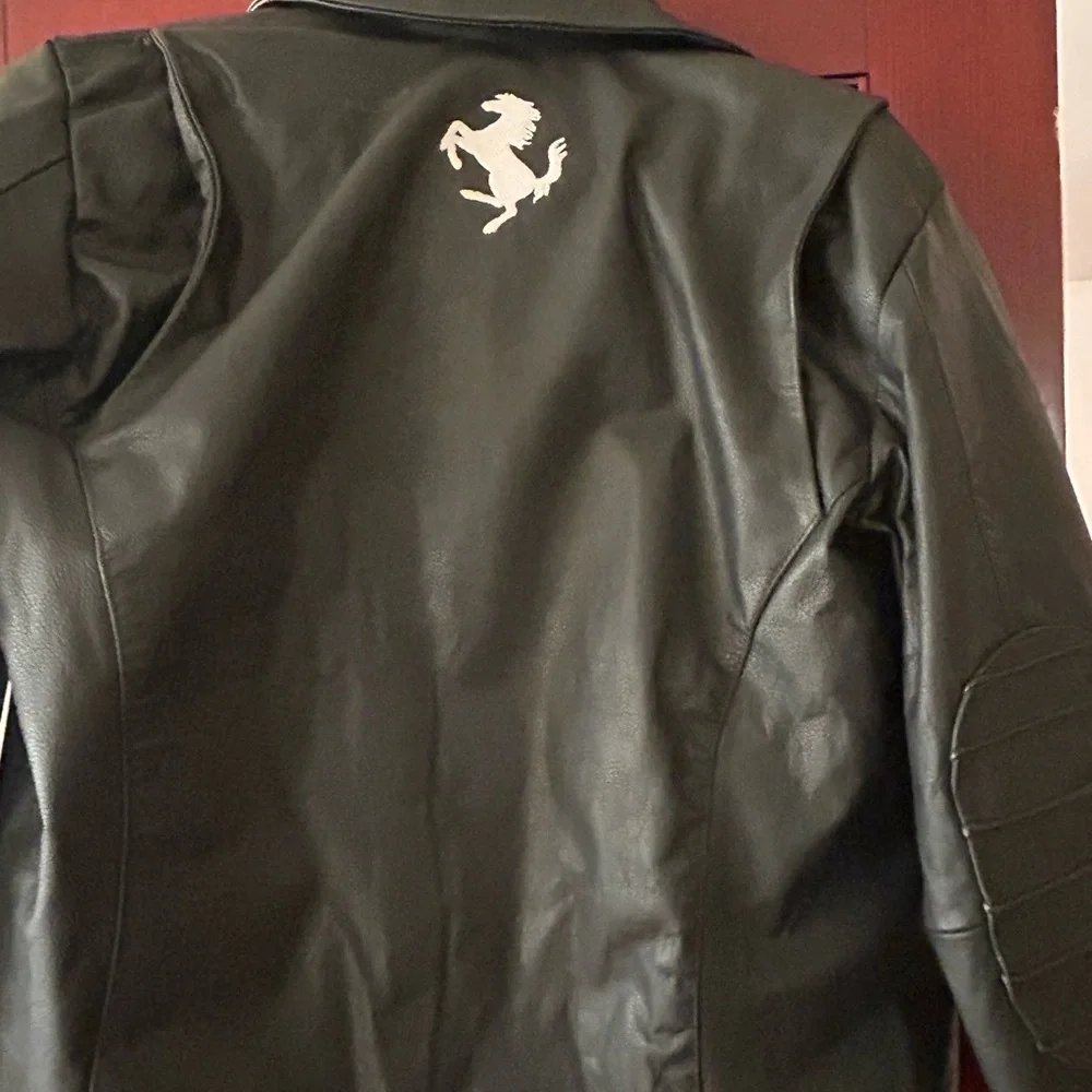 Sold - Picture 4 of 5